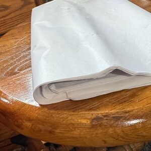 10 piece White tissue paper